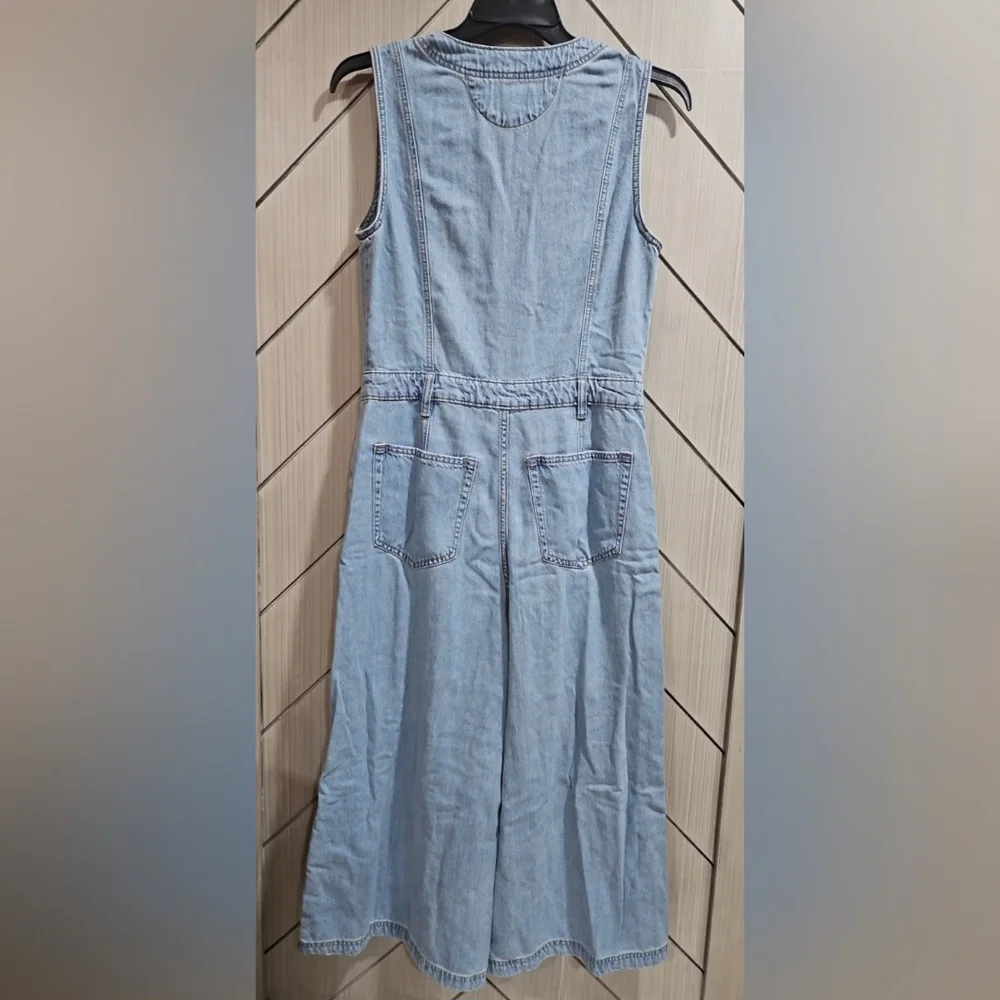 Universal Thread Light Blue Denim Cropped Jumpsuit - Picture 3 of 3